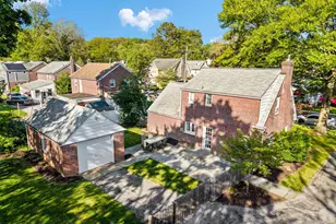 56 N Brookside Rd, Springfield, PA 19064 - Photo 2