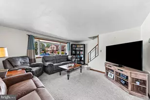 1016 7th Ave, Folsom, PA 19033 - Photo 2