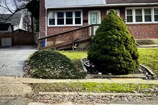 15 E Avon Rd, Brookhaven, PA 19015 - Photo 1