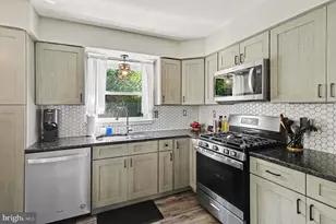 118 Crum Creek Dr, Woodlyn, PA 19094 - Photo 26