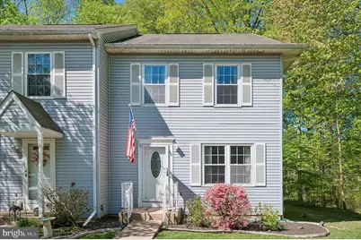 48 Andrews Court, Aston, PA 19014 - Photo 1