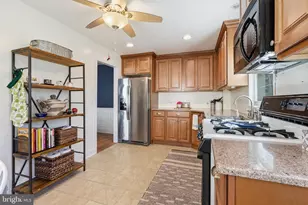 31 W Marthart Ave, Havertown, PA 19083 - Photo 12