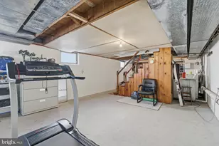 31 W Marthart Ave, Havertown, PA 19083 - Photo 22