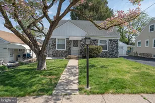 1305 Center Rd, Drexel Hill, PA 19026 - Photo 2