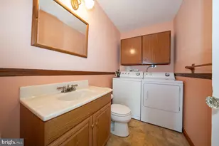 2815 Armstrong Ave, Holmes, PA 19043 - Photo 14