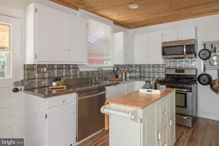 235 W Plumstead Ave, Lansdowne, PA 19050 - Photo 14