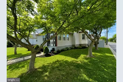 2047 Walnut Street, Holmes, PA 19043 - Photo 2