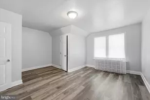 817 W 11th St, Chester, PA 19013 - Photo 6