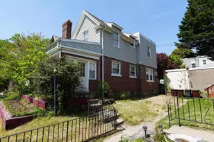 233 W Albemarle Ave, Lansdowne, PA 19050 - Photo 4