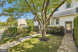 6 Seneca St, Essington, PA 19029 - Photo 4