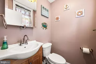 236 Powhattan Ave, Essington, PA 19029 - Photo 14