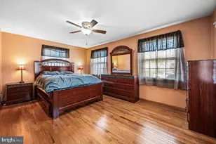236 Powhattan Ave, Essington, PA 19029 - Photo 4