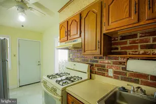 3228 Tom Sweeney Dr, Brookhaven, PA 19015 - Photo 10