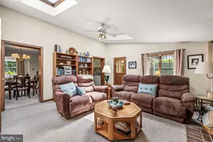 314 Walnut Hill Ln, Havertown, PA 19083 - Photo 10