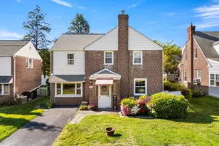 314 Walnut Hill Ln, Havertown, PA 19083 - Photo 1