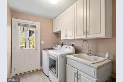 3805 Woodland Drive, Newtown Square, PA 19073 - Photo 24