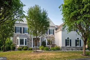 3805 Woodland Dr, Newtown Square, PA 19073 - Photo 2