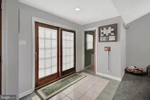 308 Edgemore Rd, Secane, PA 19018 - Photo 12