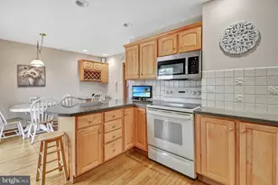 308 Edgemore Rd, Secane, PA 19018 - Photo 6