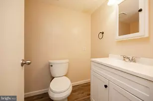 360 Cashel Ct, Aston, PA 19014 - Photo 16