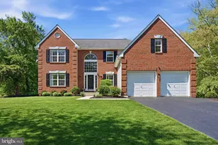 1501 Colonial Dr, Garnet Valley, PA 19061 - Photo 1