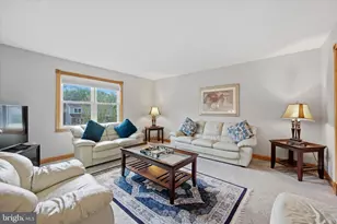 516 Friends Way, Upper Chichester, PA 19061 - Photo 4