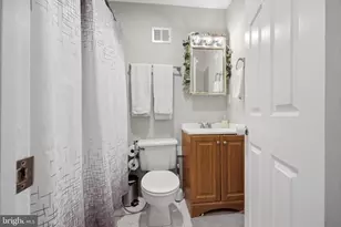 516 Friends Way, Upper Chichester, PA 19061 - Photo 14