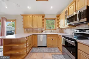 516 Friends Way, Upper Chichester, PA 19061 - Photo 10