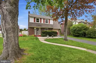 333 E Magnolia Ave, Aldan, PA 19018 - Photo 2