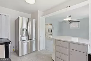 333 E Magnolia Ave, Aldan, PA 19018 - Photo 20