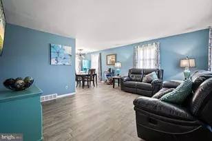 234 Talbot Dr, Broomall, PA 19008 - Photo 4