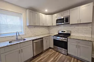 1026 Hansen, Collingdale, PA 19023 - Photo 8