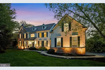 7 Lockhart Drive, Garnet Valley, PA 19060 - Photo 2