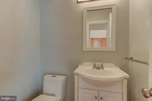 107 Montrose Ave, Bryn Mawr, PA 19010 - Photo 12