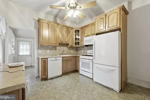 48 E Stewart Ave, Lansdowne, PA 19050 - Photo 6