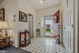 2015 Hunt Master Ln, Glen Mills, PA 19342 - Photo 4
