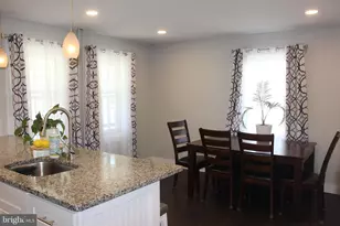 559 Saude Ave, Essington, PA 19029 - Photo 6