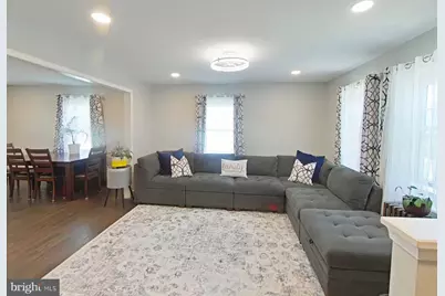 559 Saude Avenue, Essington, PA 19029 - Photo 2
