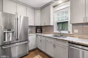 2420 Wynnefield Dr, Havertown, PA 19083 - Photo 14