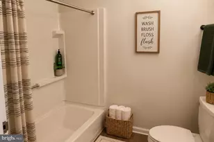1136 Brookwood Ln, Glenolden, PA 19036 - Photo 20