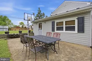 1040 Eisenhower Ave, Woodlyn, PA 19094 - Photo 26