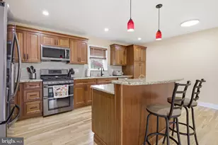 1040 Eisenhower Ave, Woodlyn, PA 19094 - Photo 10