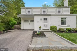 245 Barcladen Cir, Bryn Mawr, PA 19010 - Photo 4