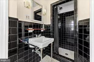 9 W Essex Ave, Lansdowne, PA 19050 - Photo 24