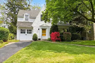 9 W Essex Ave, Lansdowne, PA 19050 - Photo 2