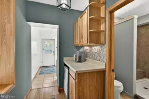 210 Market St, Marcus Hook, PA 19061 - Photo 16