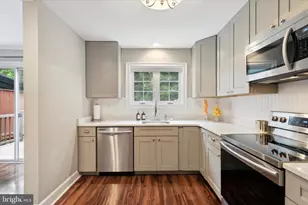 333 Liberty Ln, Wayne, PA 19087 - Photo 4