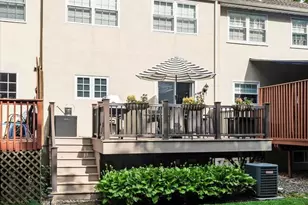 333 Liberty Ln, Wayne, PA 19087 - Photo 2