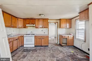 925 Kerlin St, Chester, PA 19013 - Photo 14