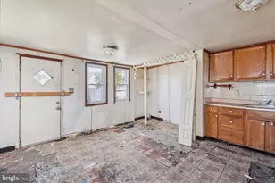 925 Kerlin St, Chester, PA 19013 - Photo 16